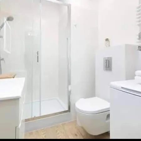 Egon Apartment